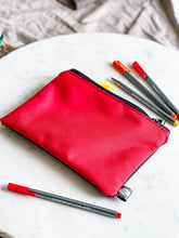Charger l'image dans la galerie, Grande pochette Meredith | Rouge